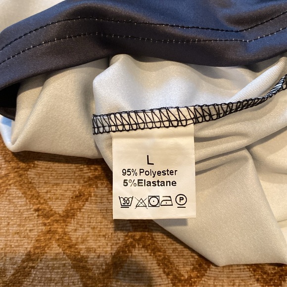 Women’s Black & White Coverup/ Dress - Picture 5 of 5